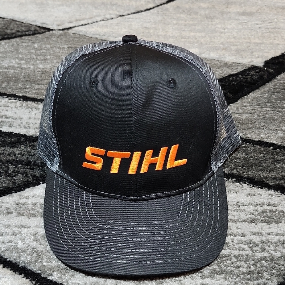 STIHL BLACK & ORANGE EMBROIDERED LOGO GRAY MESH CAP HAT